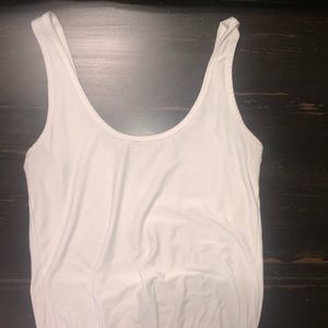 No Boundaries Medium White Tank Too Camisole